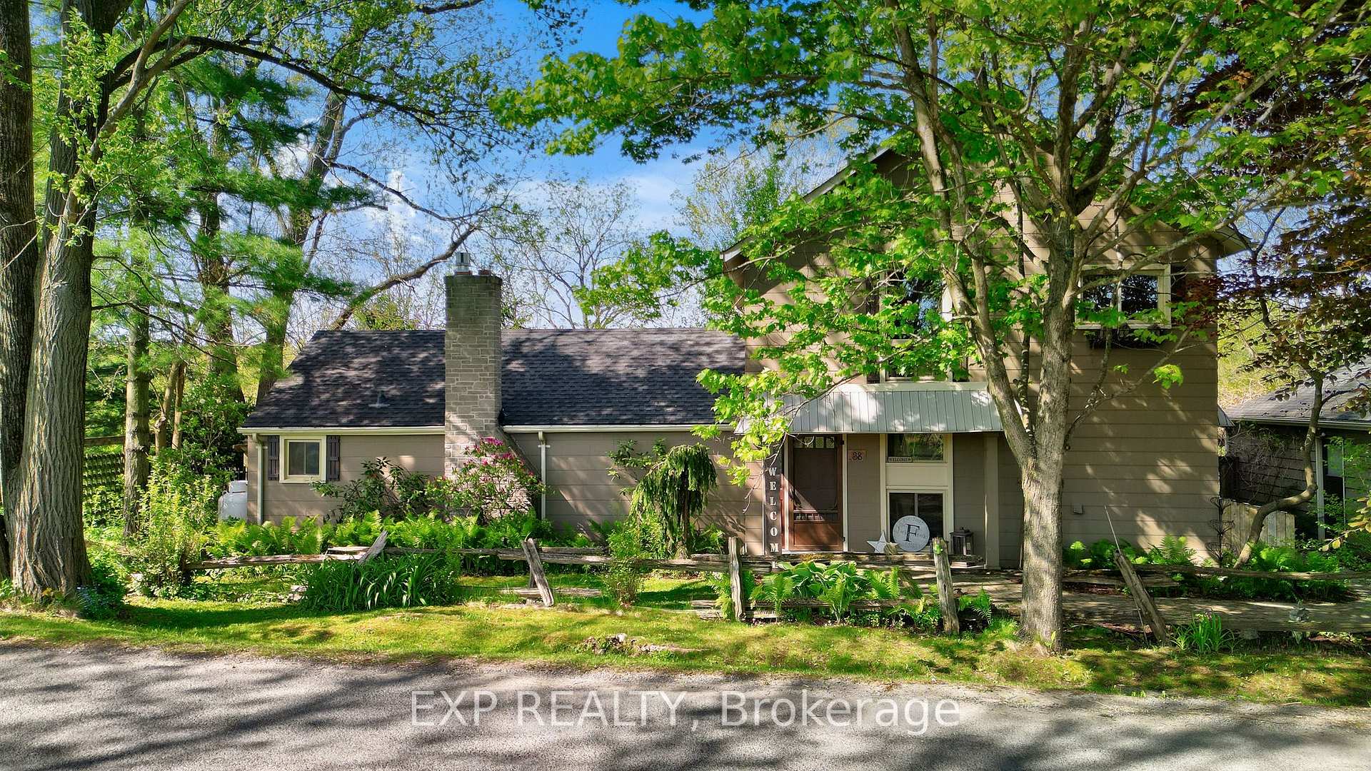 Photo 2 of 38 Roland Road, Pelham, North Pelham — HOMEH