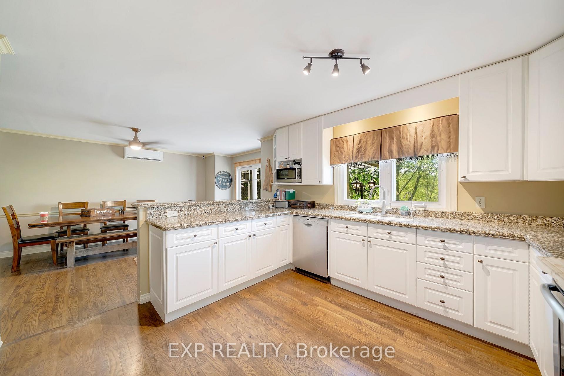 Photo 8 of 38 Roland Road, Pelham, North Pelham — HOMEH