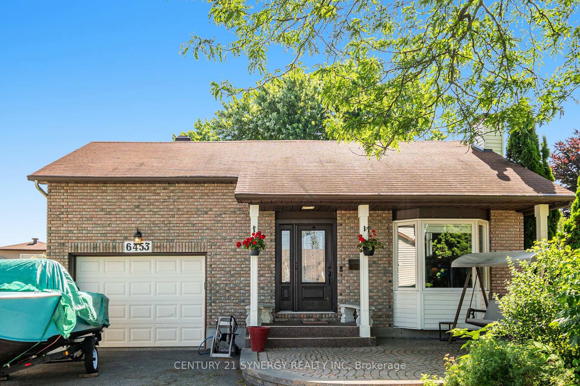 Photo 2 of 6453 Viseneau Drive, Ottawa, Chateauneuf — HOMEH