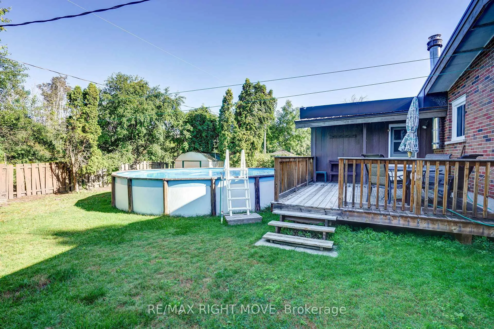 Photo 26 of 348 Collins Drive, Orillia — HOMEH