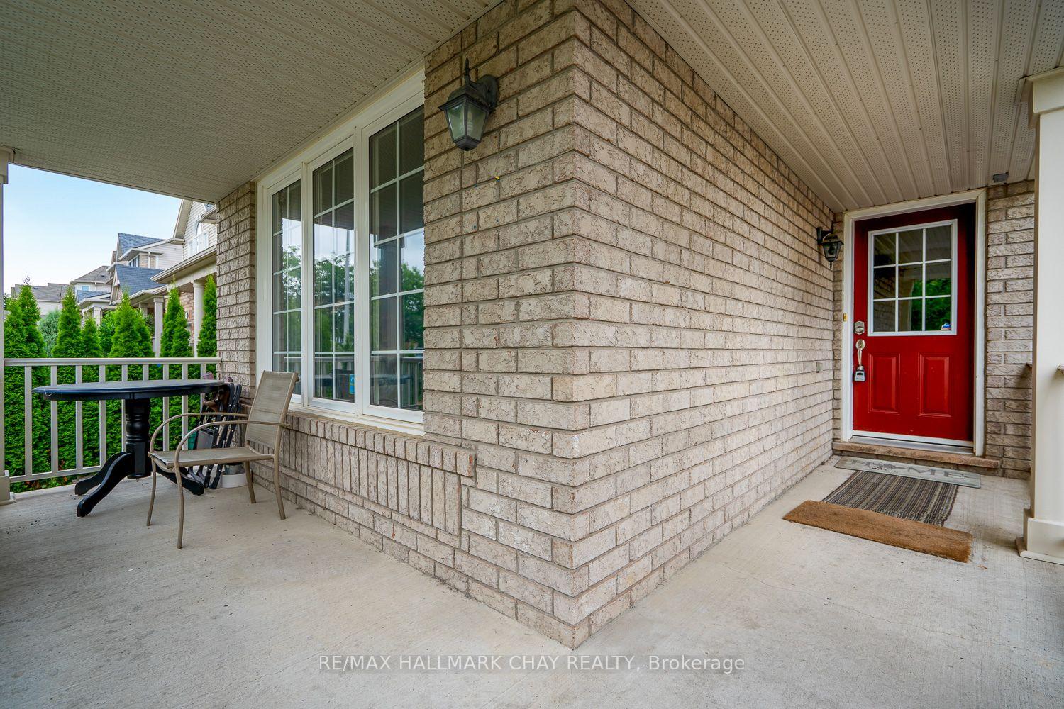 Photo 7 of 38 Steele Street, New Tecumseth, Alliston — HOMEH