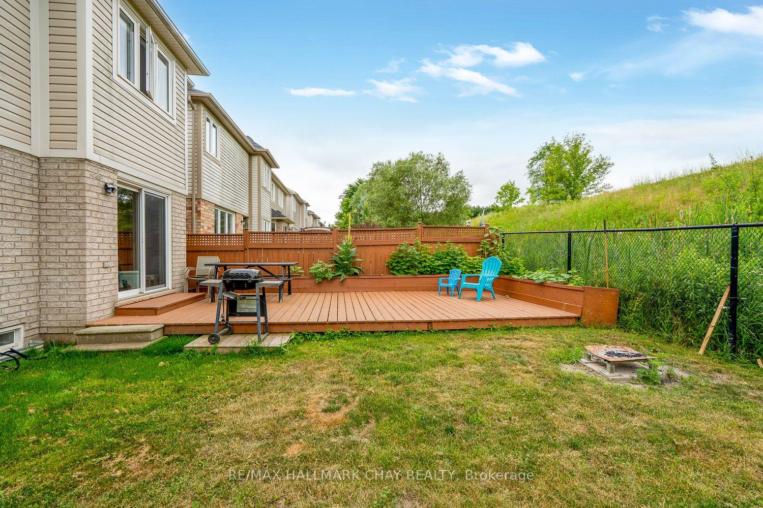 Photo 23 of 38 Steele Street, New Tecumseth, Alliston — HOMEH