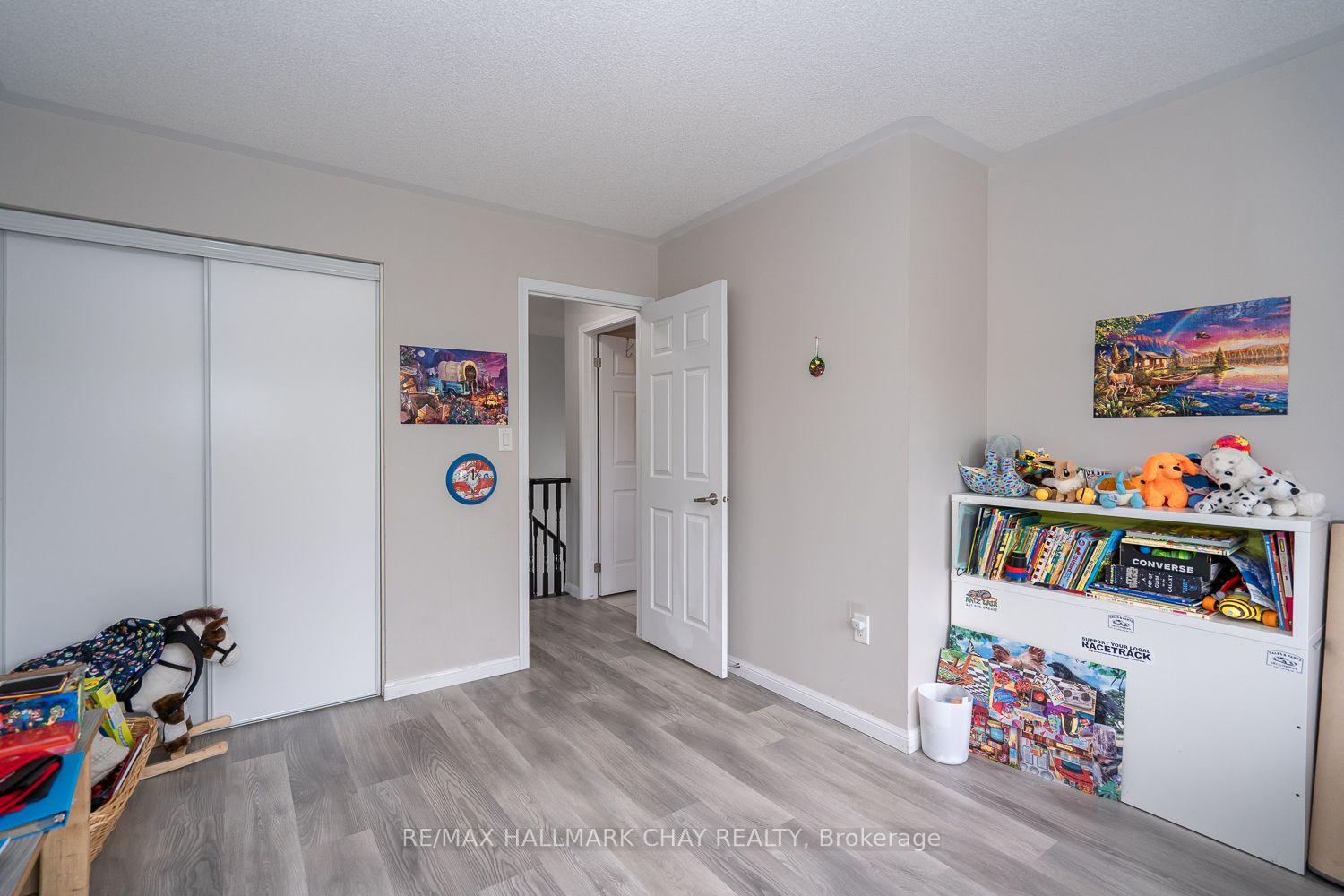 Photo 33 of 38 Steele Street, New Tecumseth, Alliston — HOMEH