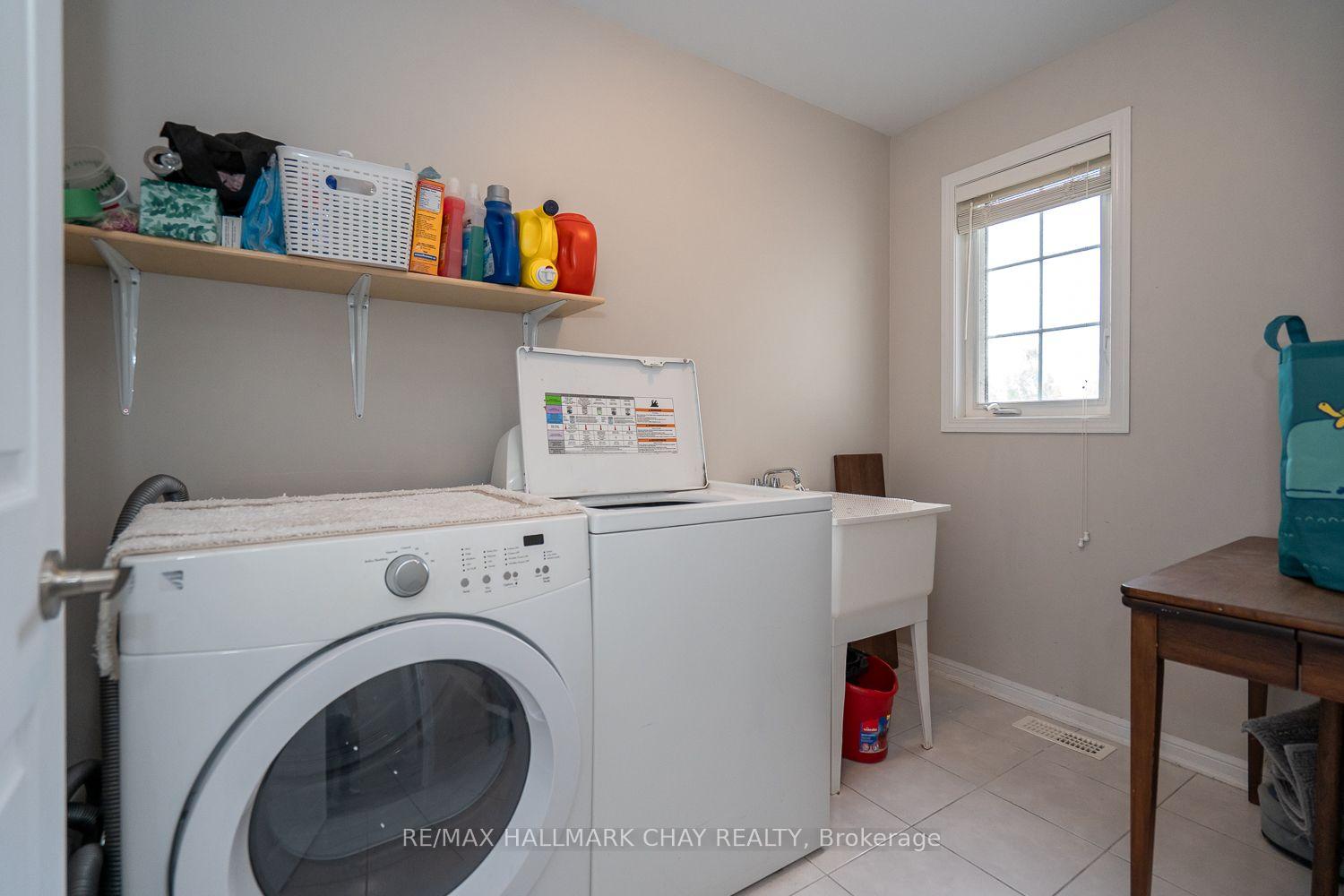 Photo 36 of 38 Steele Street, New Tecumseth, Alliston — HOMEH