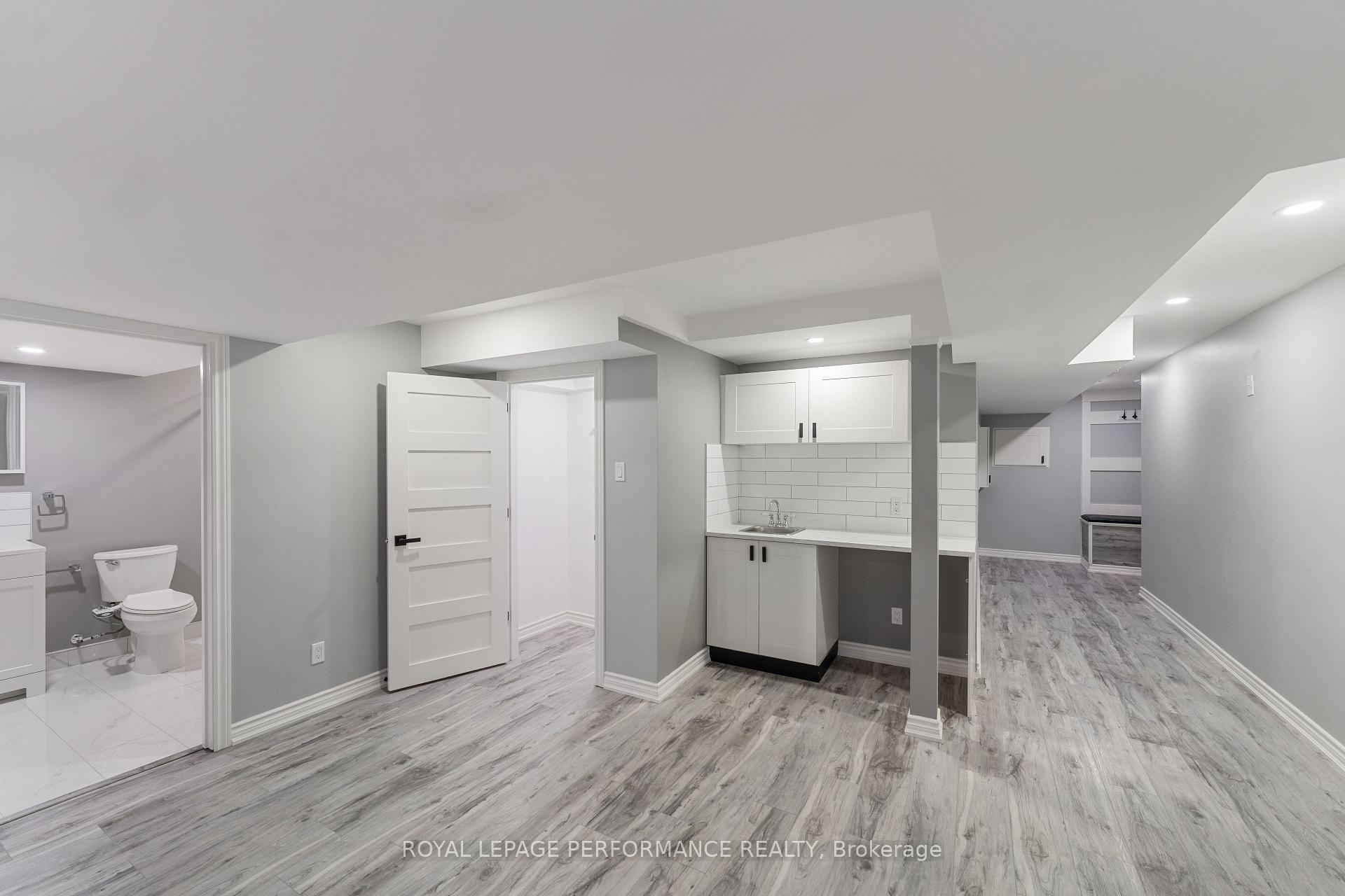 Photo 8 of Unit It's a Basement unit, 580 Sunlit Circle, Ottawa, Notting Hill/Summerside — HOMEH