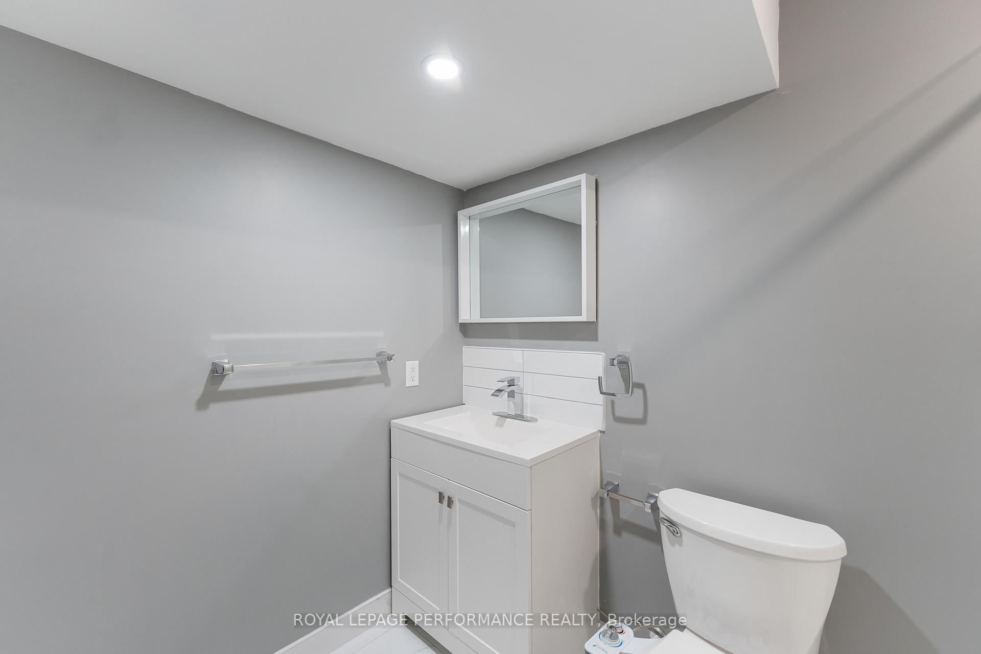 Photo 18 of Unit It's a Basement unit, 580 Sunlit Circle, Ottawa, Notting Hill/Summerside — HOMEH