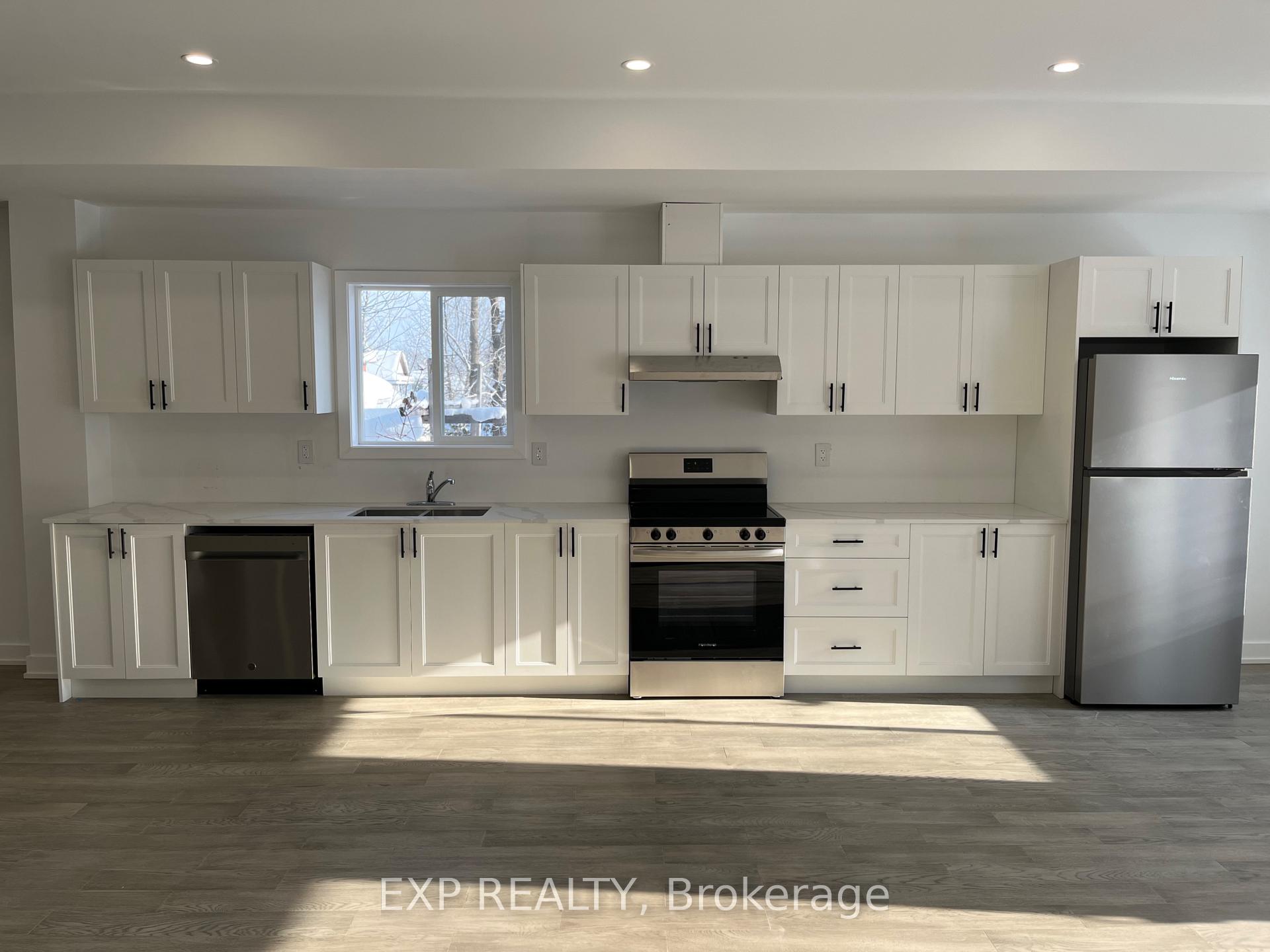 Photo 2 of Unit B, 259 Barrie Road, Orillia — HOMEH