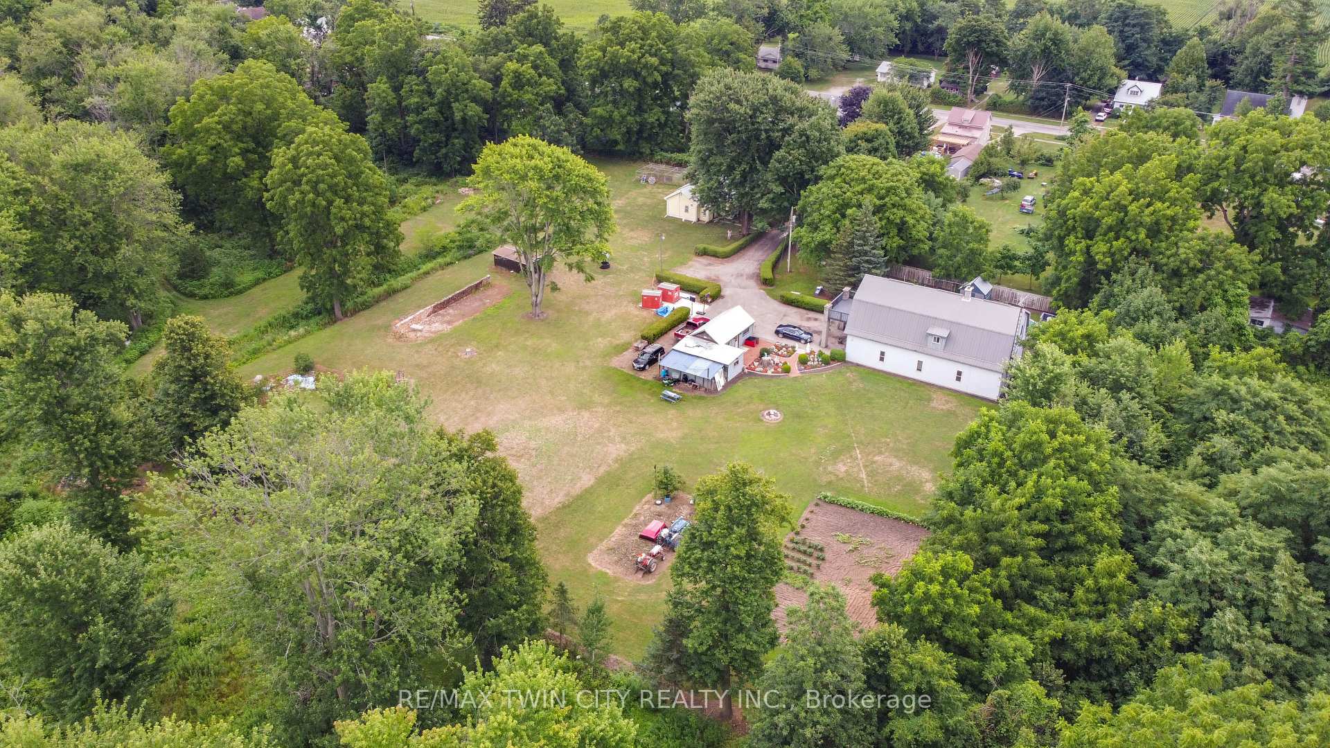 Photo 2 of 141 Queen Street, Norfolk, Rural Charlotteville — HOMEH