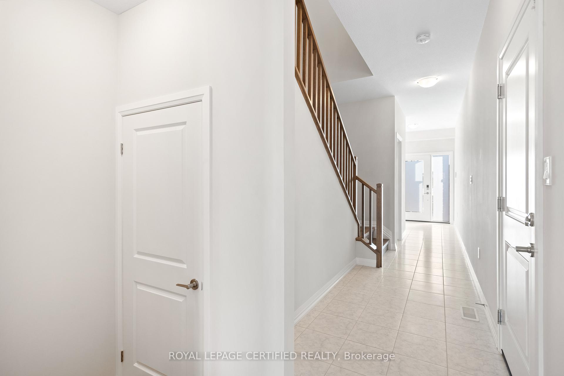 Photo 7 of 93 Acacia Road, Pelham, Fonthill — HOMEH