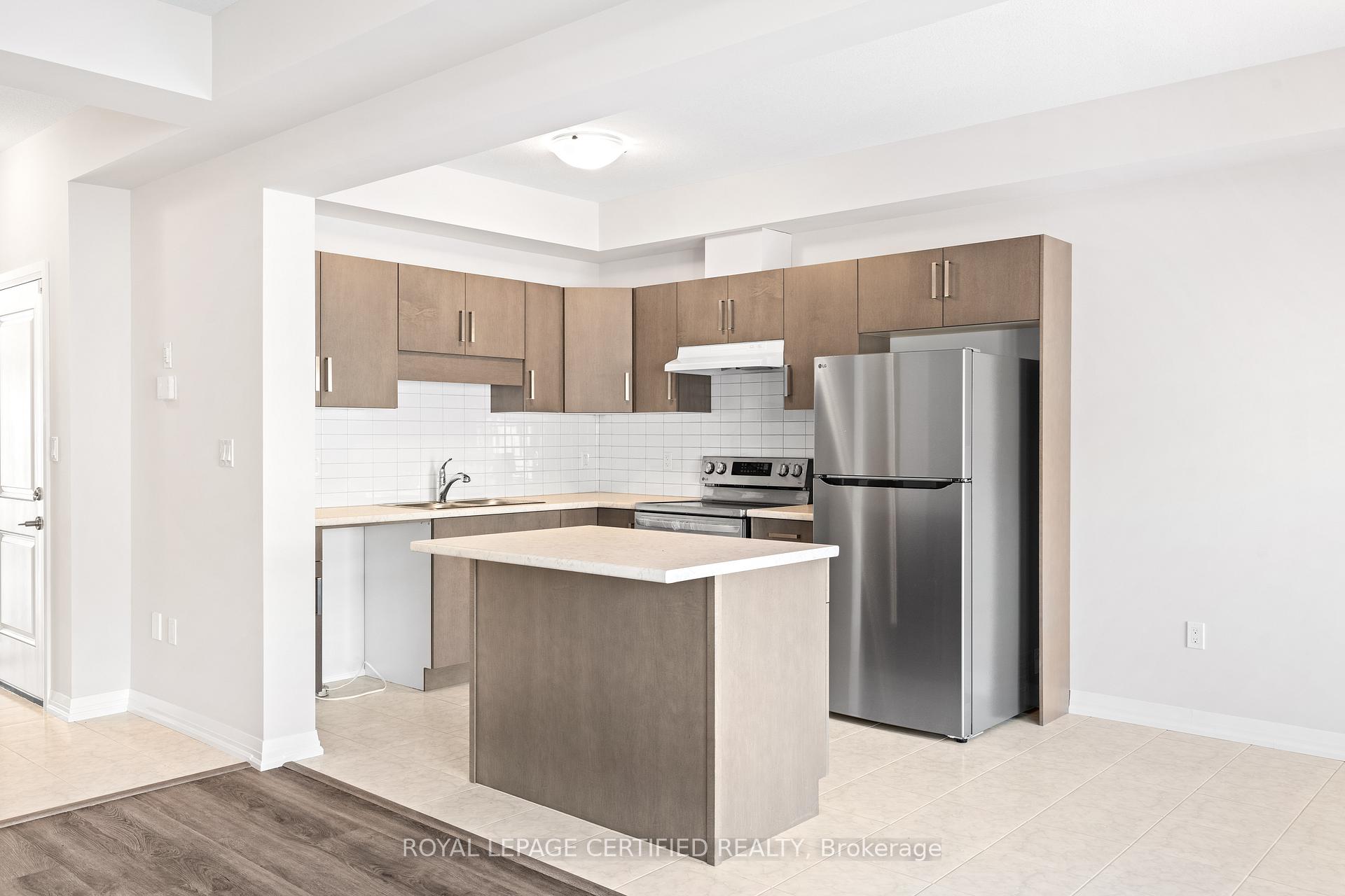 Photo 13 of 93 Acacia Road, Pelham, Fonthill — HOMEH