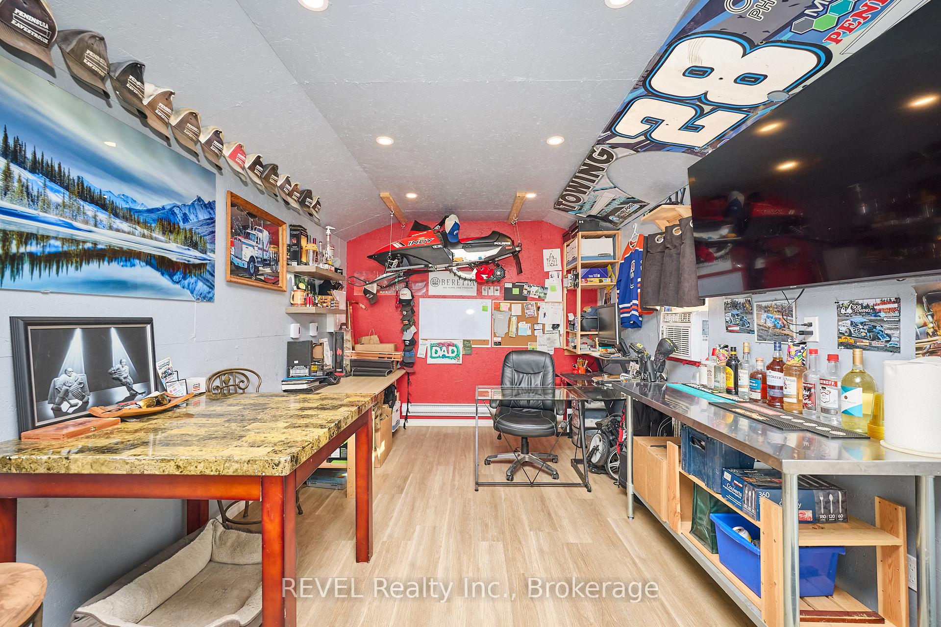 Photo 10 of 9197 Sodom Road, Niagara Falls, Lyons Creek — HOMEH