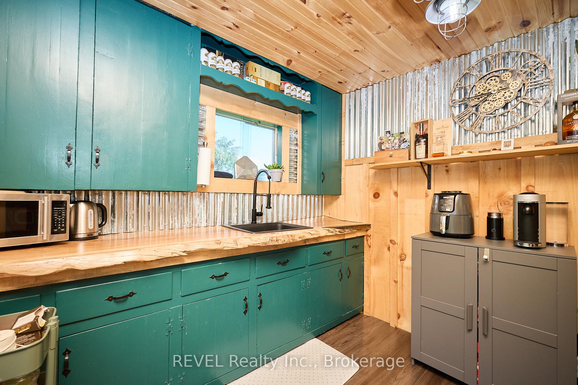 Photo 15 of 9197 Sodom Road, Niagara Falls, Lyons Creek — HOMEH
