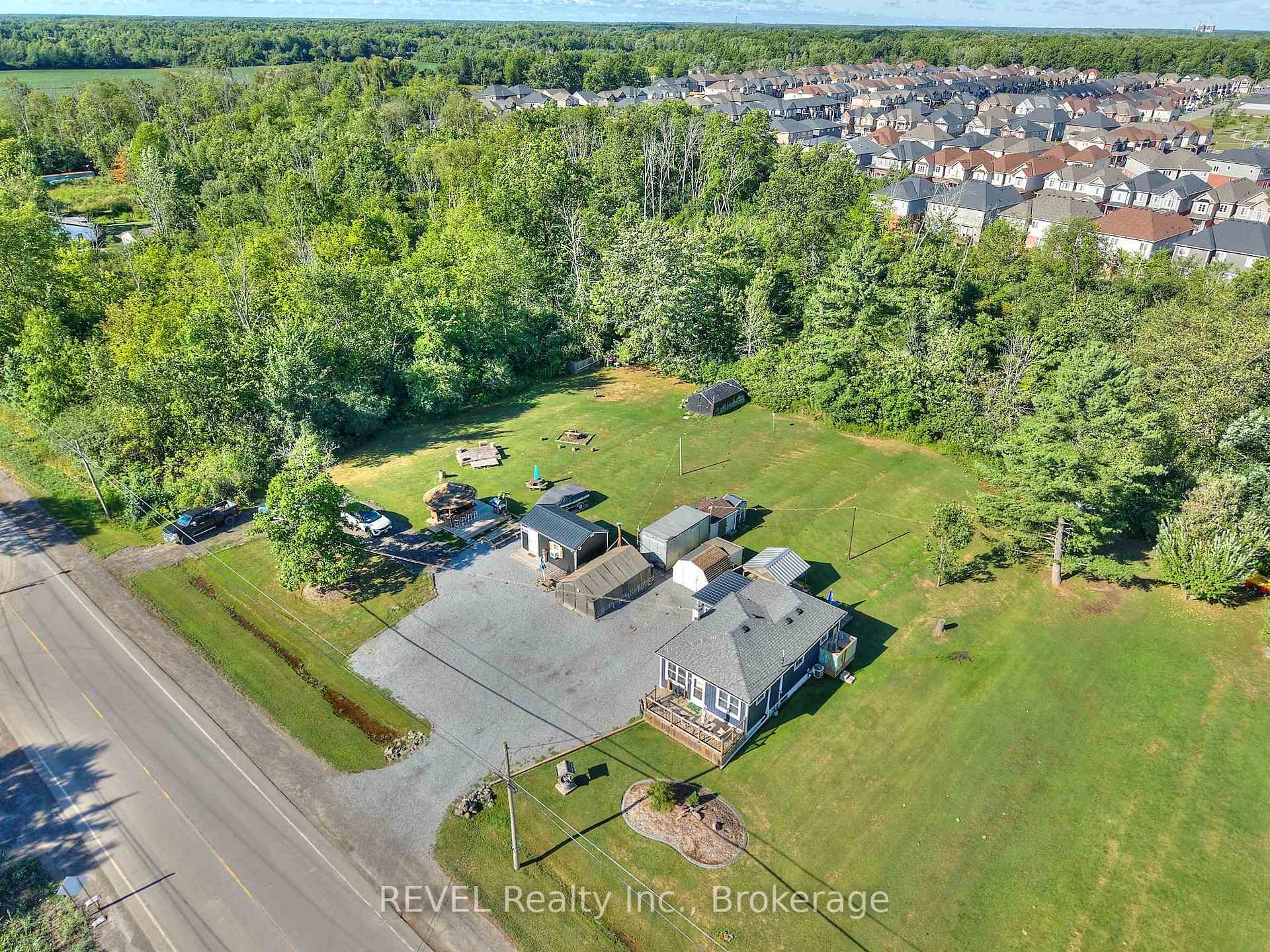 Photo 31 of 9197 Sodom Road, Niagara Falls, Lyons Creek — HOMEH