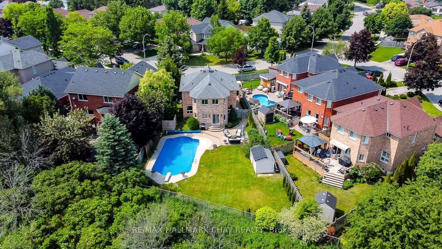 Photo 1 of 295 Tupper Boulevard, New Tecumseth, Alliston — HOMEH