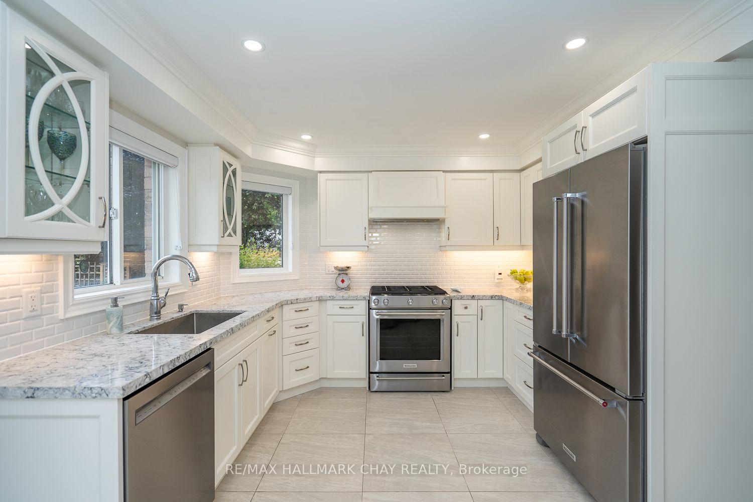 Photo 5 of 295 Tupper Boulevard, New Tecumseth, Alliston — HOMEH