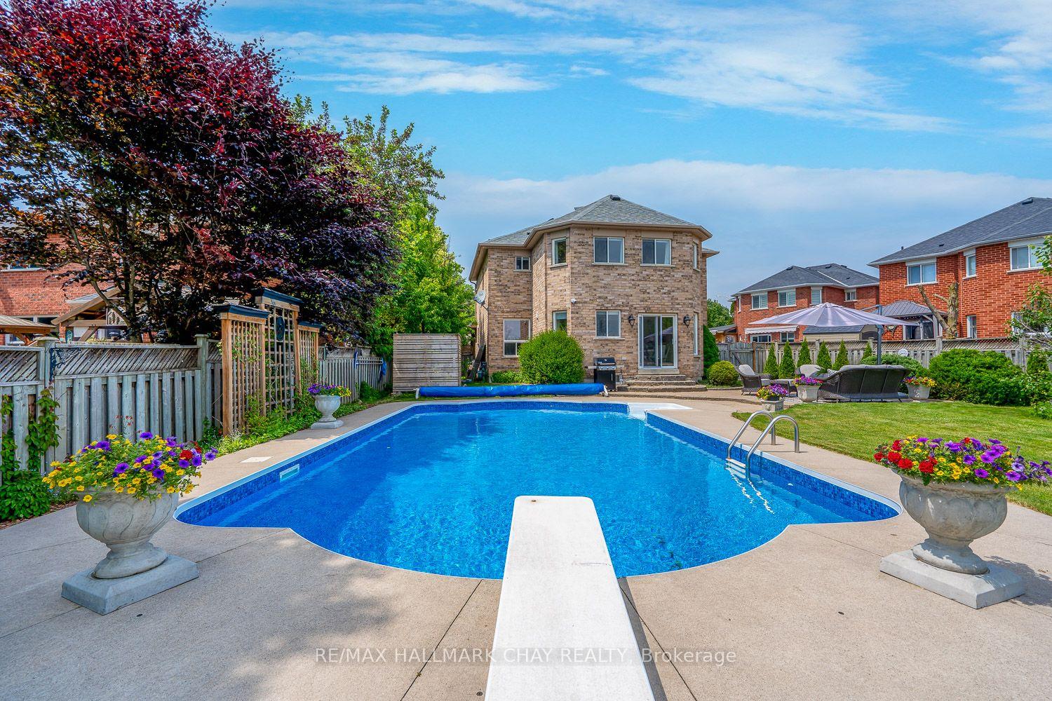Photo 7 of 295 Tupper Boulevard, New Tecumseth, Alliston — HOMEH