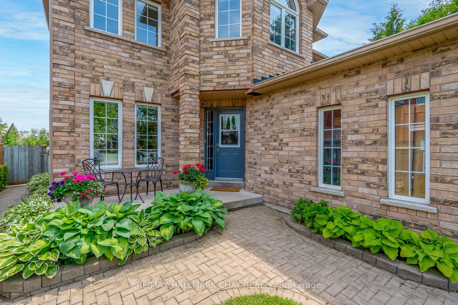 Photo 10 of 295 Tupper Boulevard, New Tecumseth, Alliston — HOMEH