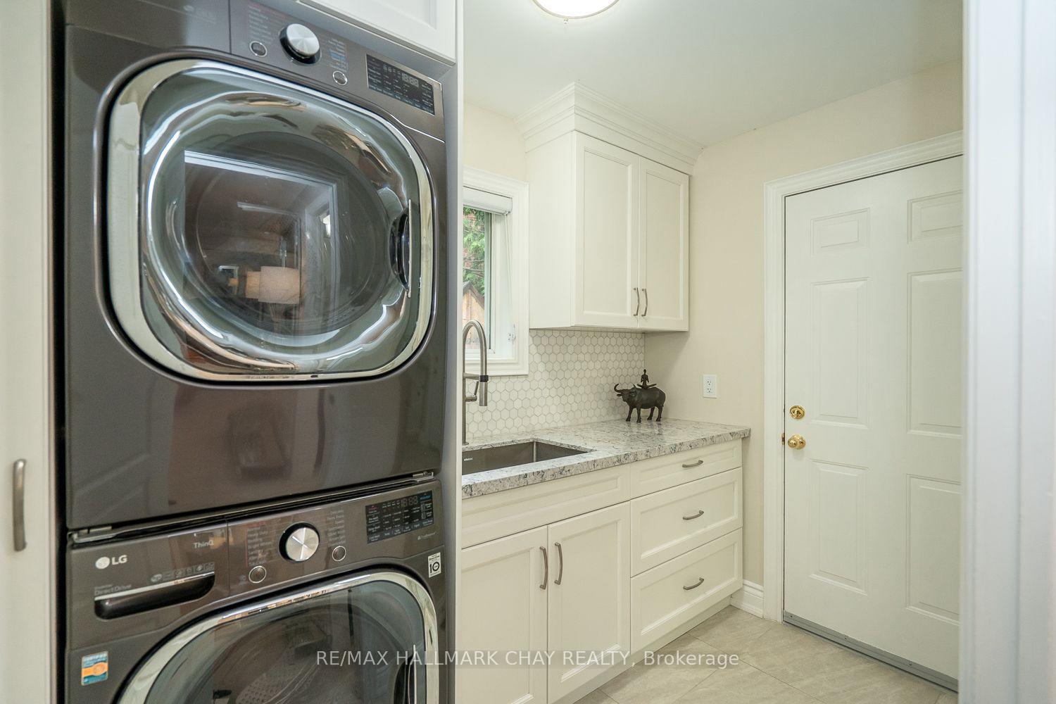 Photo 24 of 295 Tupper Boulevard, New Tecumseth, Alliston — HOMEH