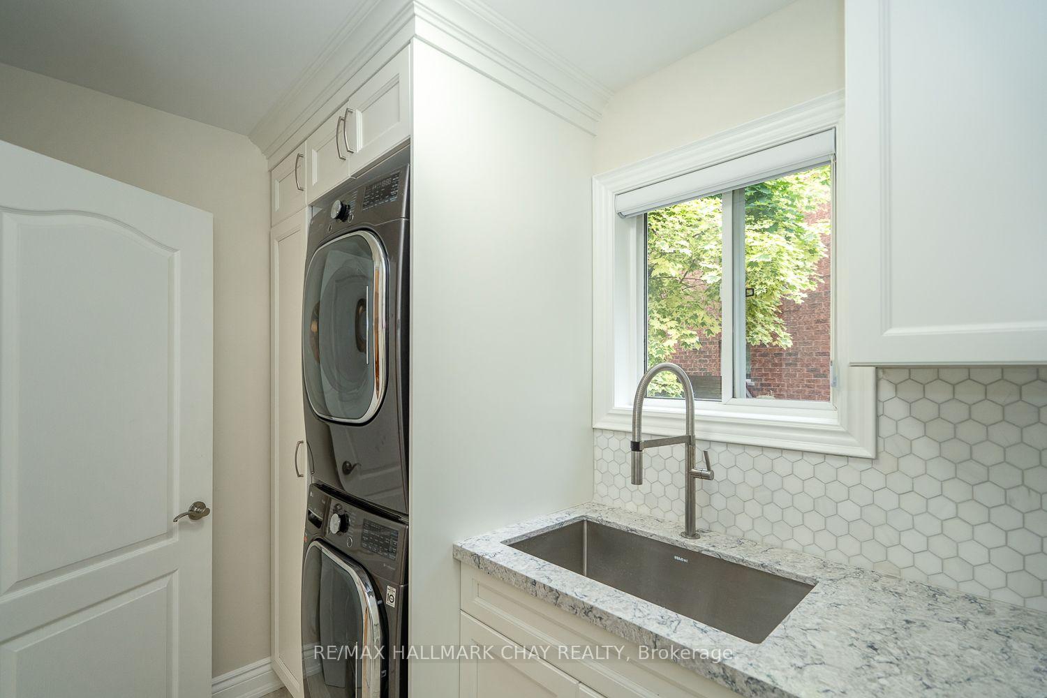 Photo 25 of 295 Tupper Boulevard, New Tecumseth, Alliston — HOMEH