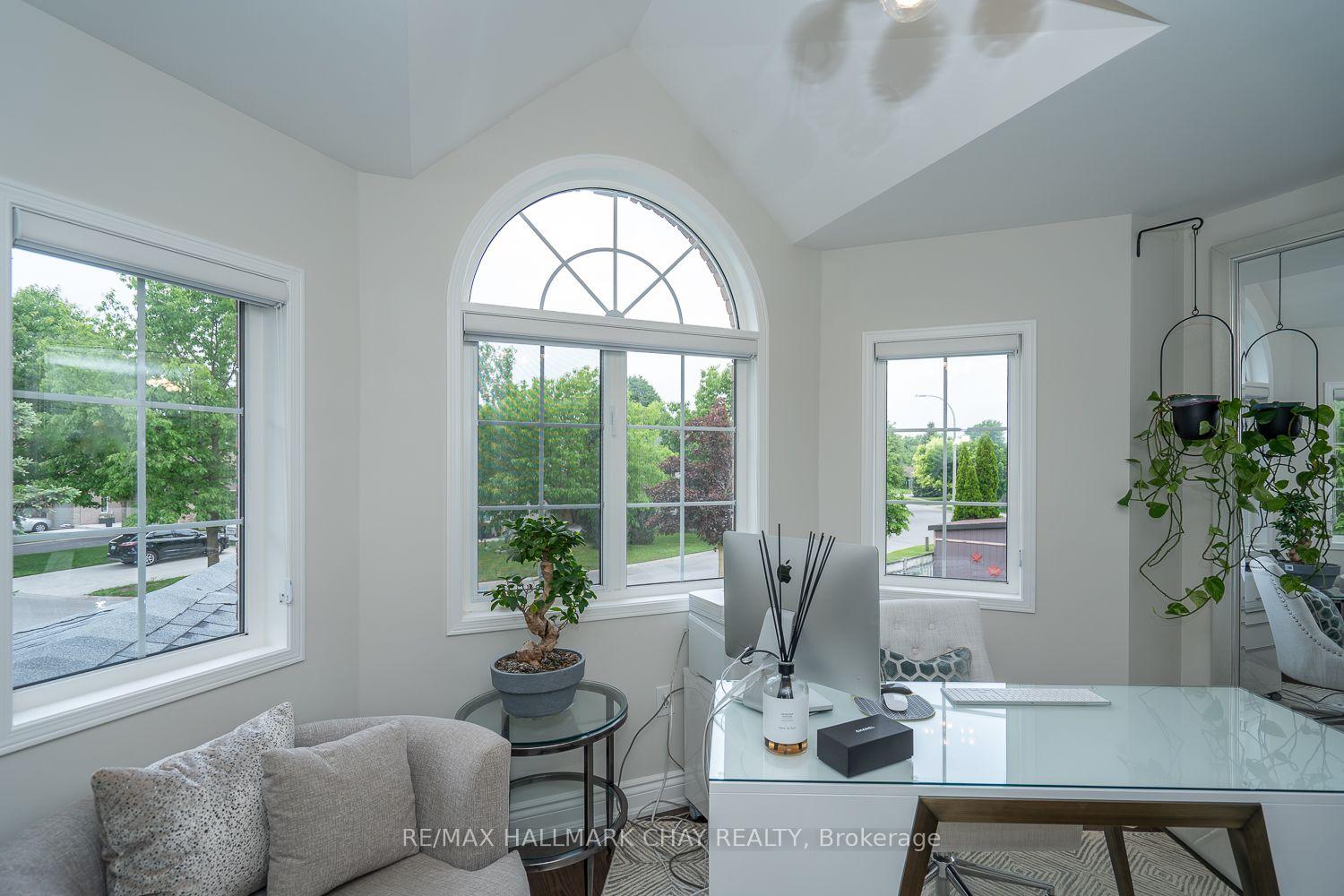 Photo 40 of 295 Tupper Boulevard, New Tecumseth, Alliston — HOMEH