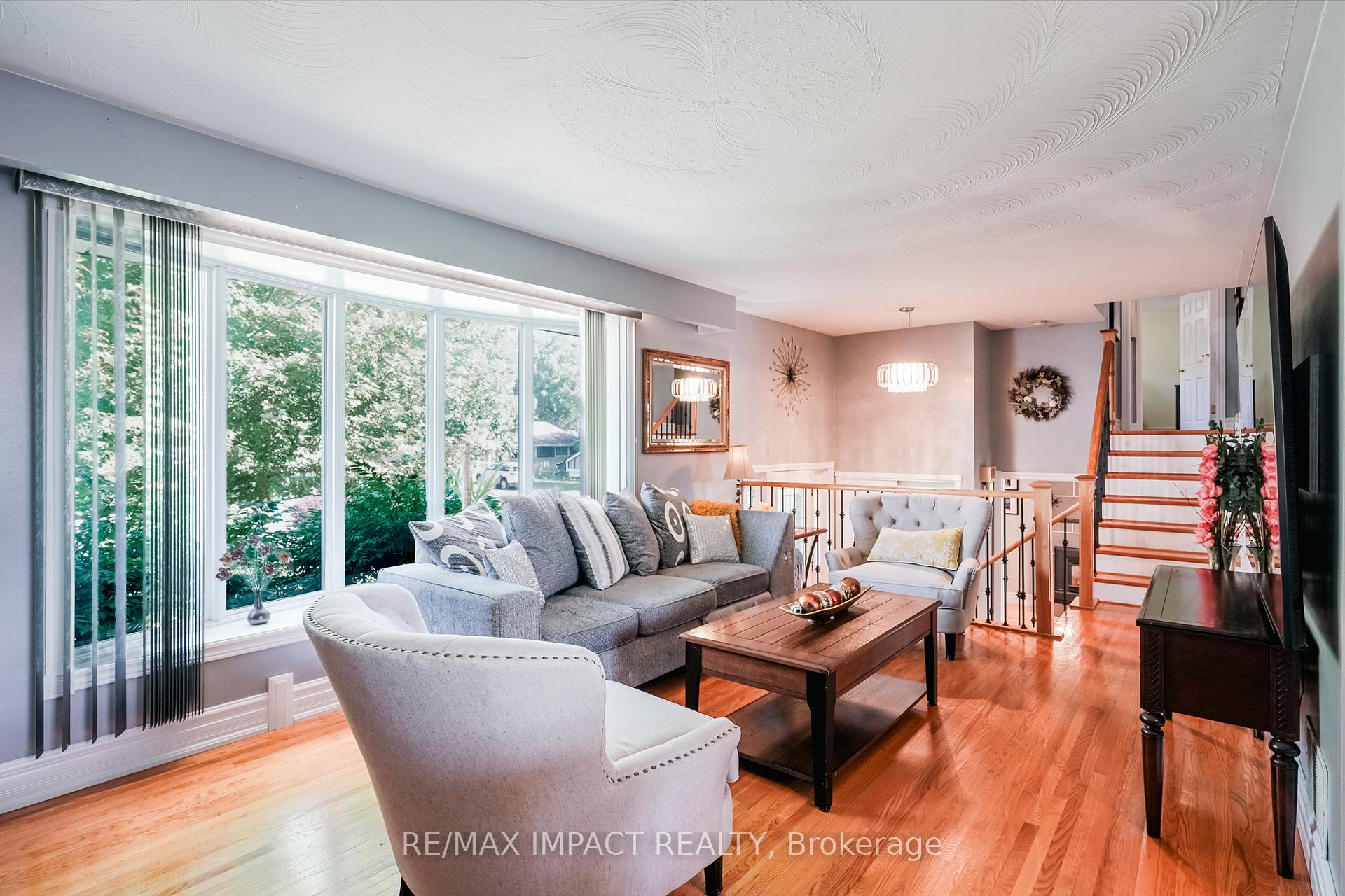 Photo 6 of 415 Jane Avenue, Oshawa, Northglen — HOMEH
