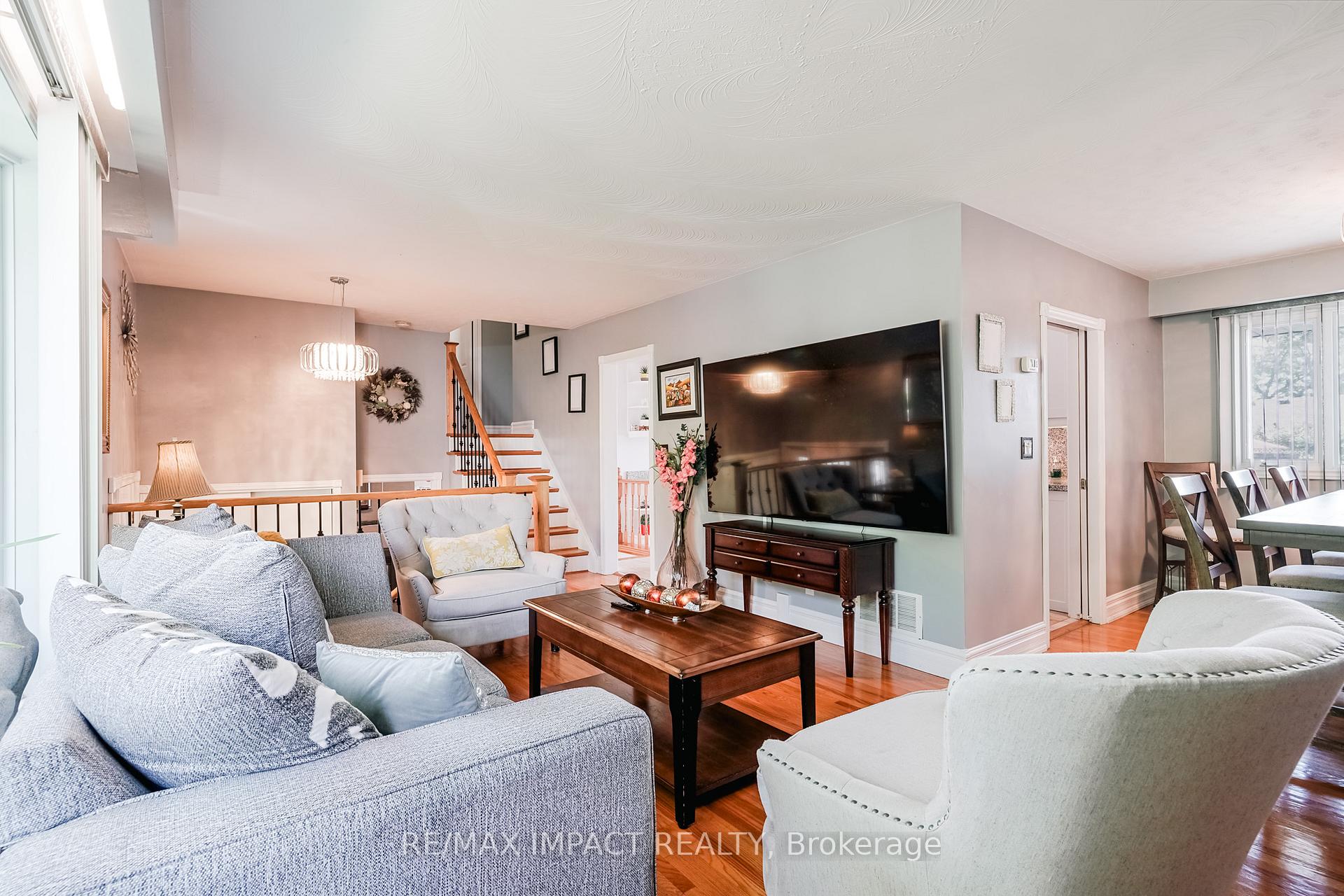 Photo 7 of 415 Jane Avenue, Oshawa, Northglen — HOMEH