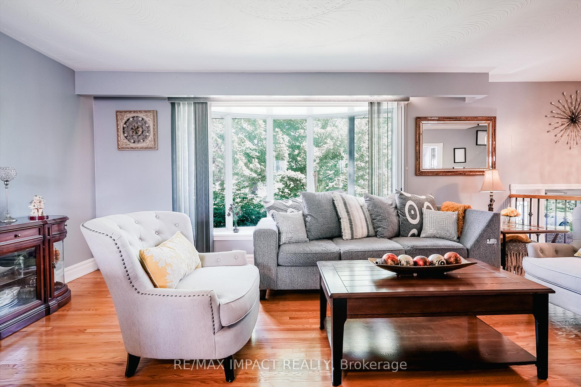 Photo 9 of 415 Jane Avenue, Oshawa, Northglen — HOMEH