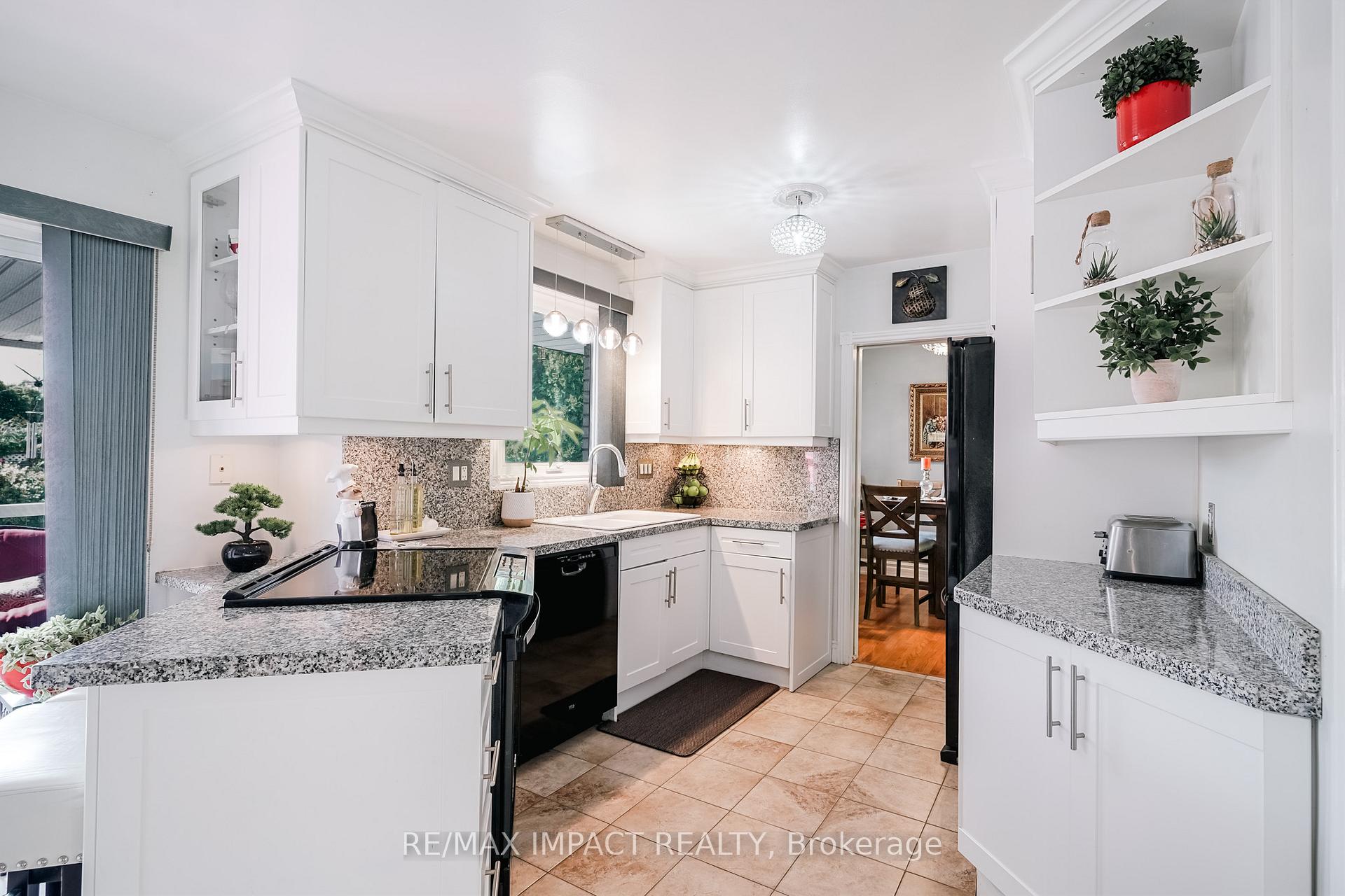 Photo 11 of 415 Jane Avenue, Oshawa, Northglen — HOMEH