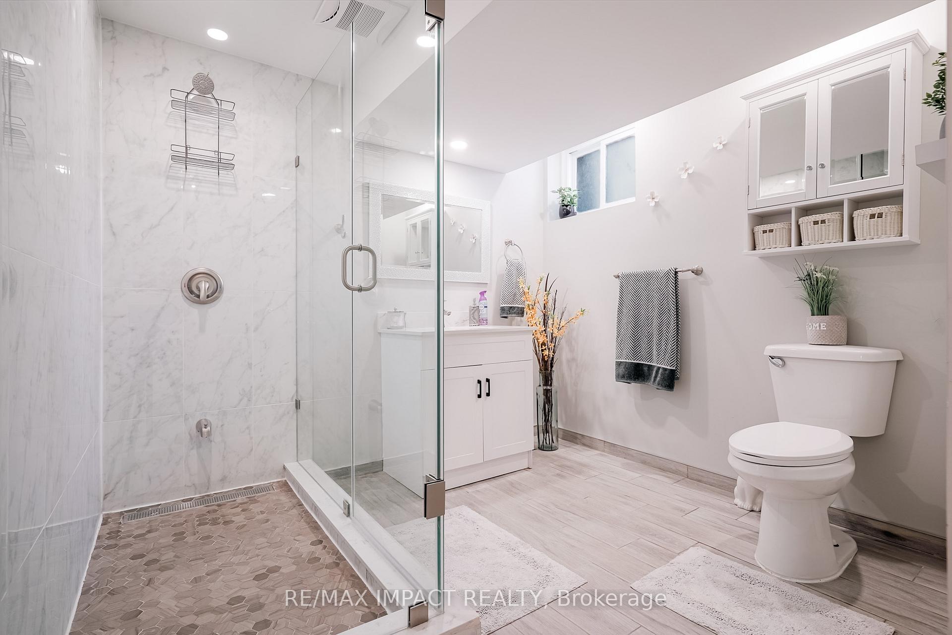Photo 31 of 415 Jane Avenue, Oshawa, Northglen — HOMEH