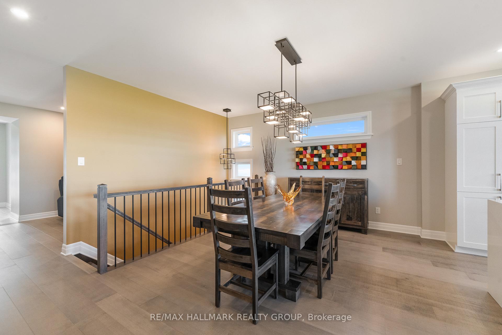 Photo 9 of 614 Gendarme Circle, Ottawa, Mer Bleue/Bradley Estates/Anderson Park — HOMEH