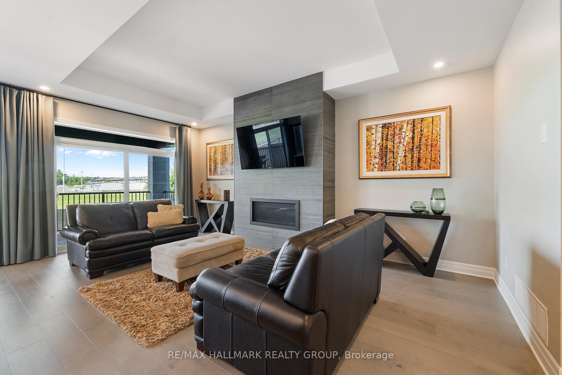 Photo 11 of 614 Gendarme Circle, Ottawa, Mer Bleue/Bradley Estates/Anderson Park — HOMEH