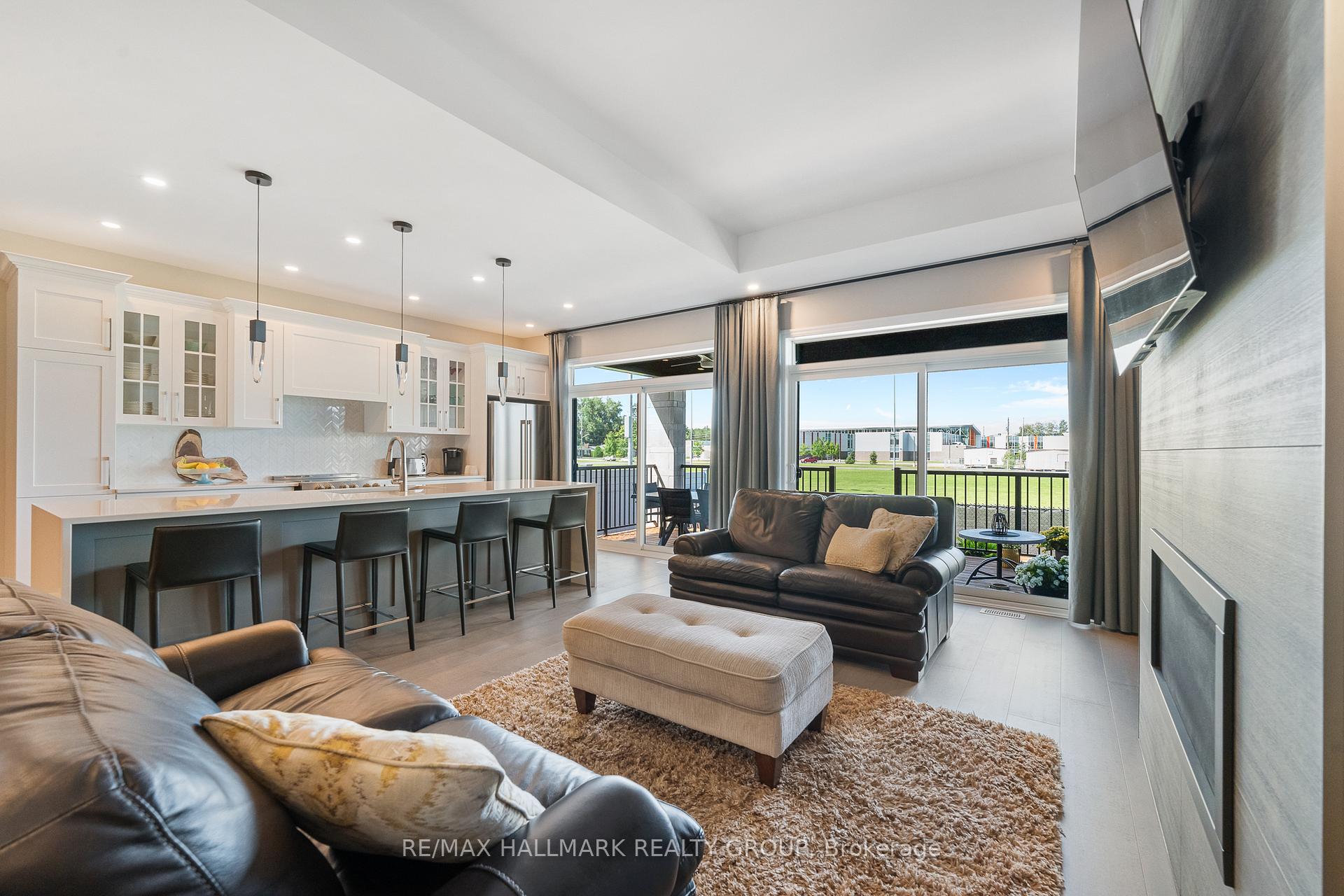 Photo 12 of 614 Gendarme Circle, Ottawa, Mer Bleue/Bradley Estates/Anderson Park — HOMEH