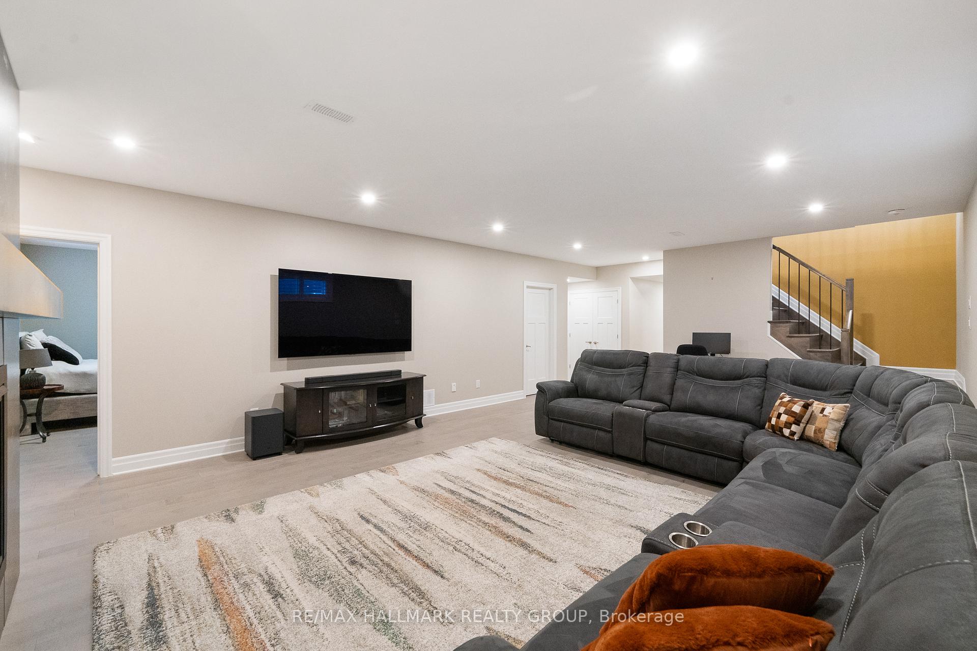 Photo 23 of 614 Gendarme Circle, Ottawa, Mer Bleue/Bradley Estates/Anderson Park — HOMEH