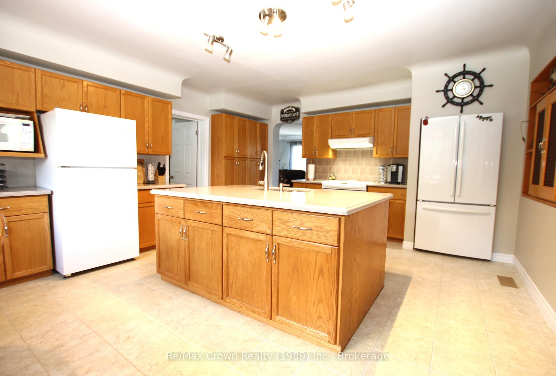 Photo 10 of 43 Gyles Point Road, Parry Sound Remote Area, Restoule — HOMEH