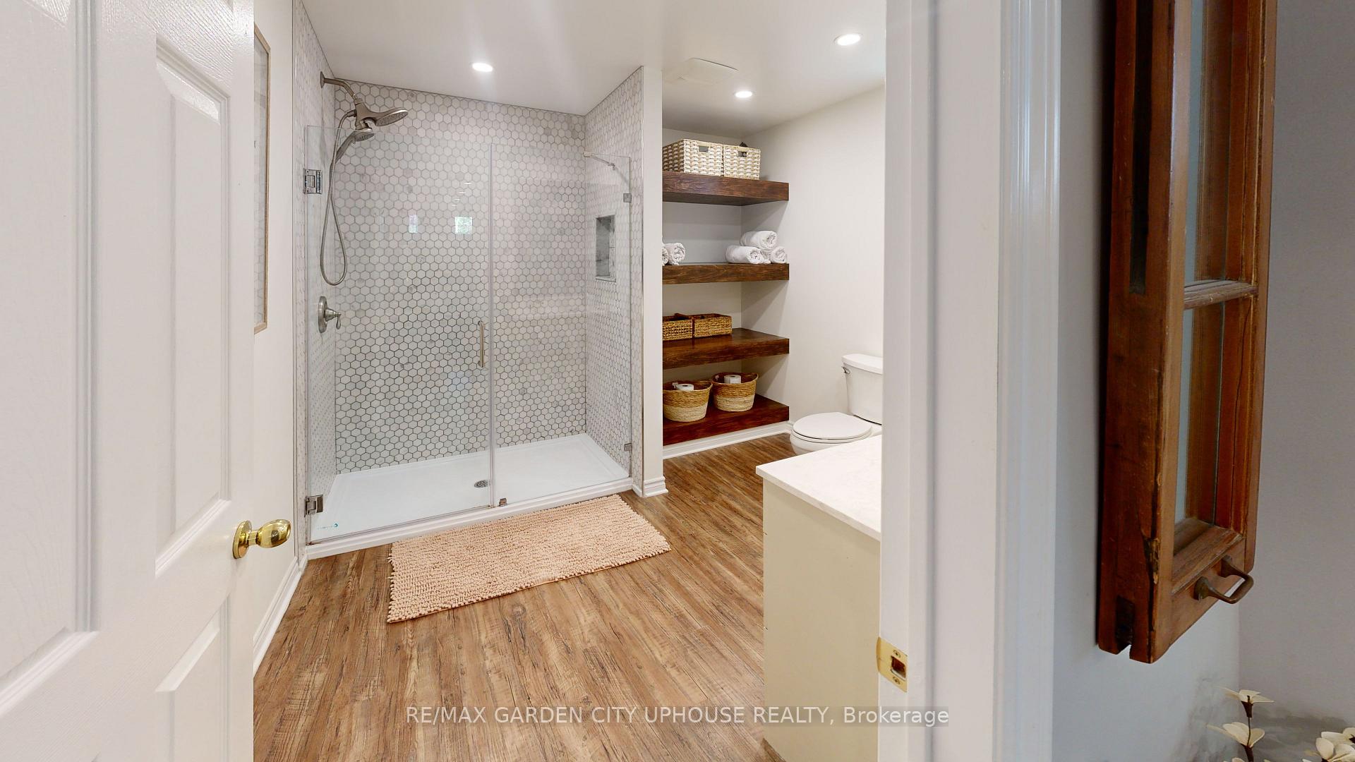 Photo 18 of 20 Woodside Square, Pelham, Fonthill — HOMEH