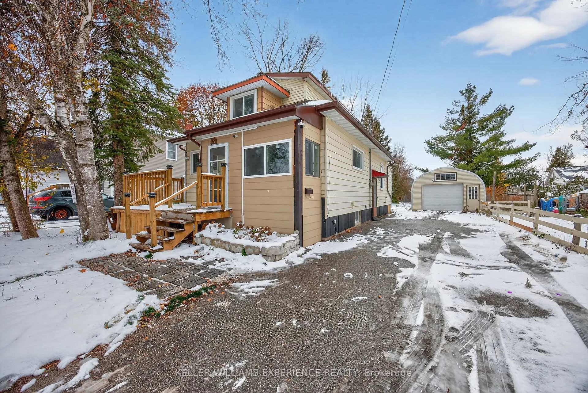Photo 3 of 129 Dunlop Street, Orillia — HOMEH
