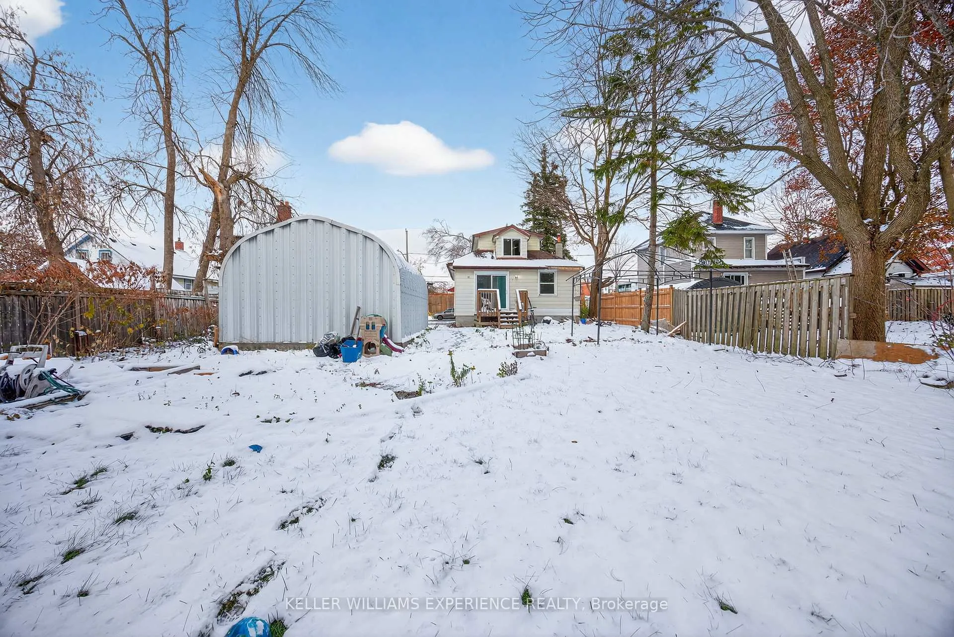 Photo 13 of 129 Dunlop Street, Orillia — HOMEH