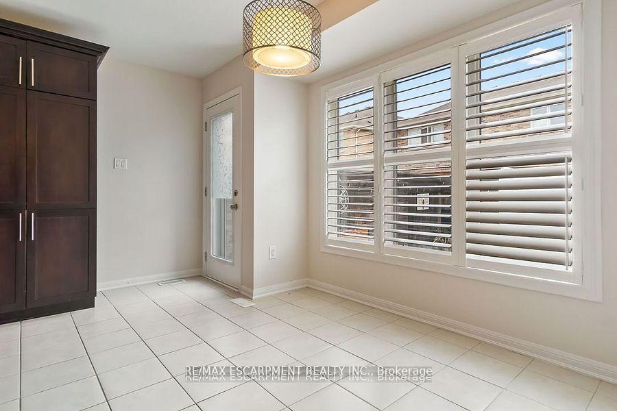 Photo 15 of 255 Monaghan Crescent E, Milton, Willmott — HOMEH
