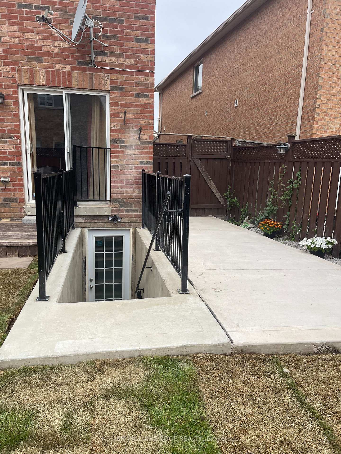 Photo 15 of Unit Basement, 3231 Cabano Crescent, Mississauga, Churchill Meadows — HOMEH