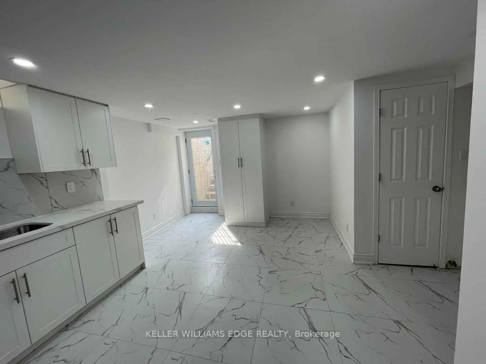 Photo 2 of Unit Basement, 3231 Cabano Crescent, Mississauga, Churchill Meadows — HOMEH