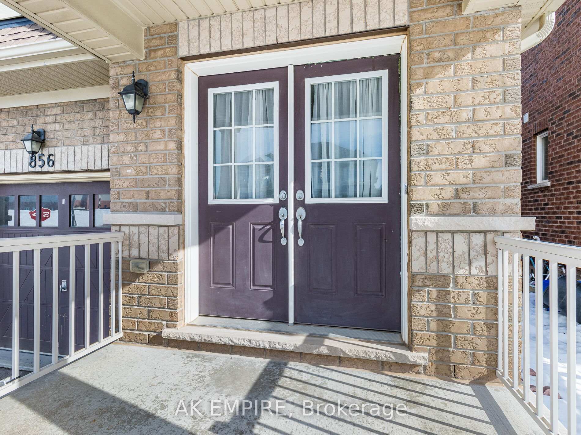 Front of 856 Miltonbrook Crescent