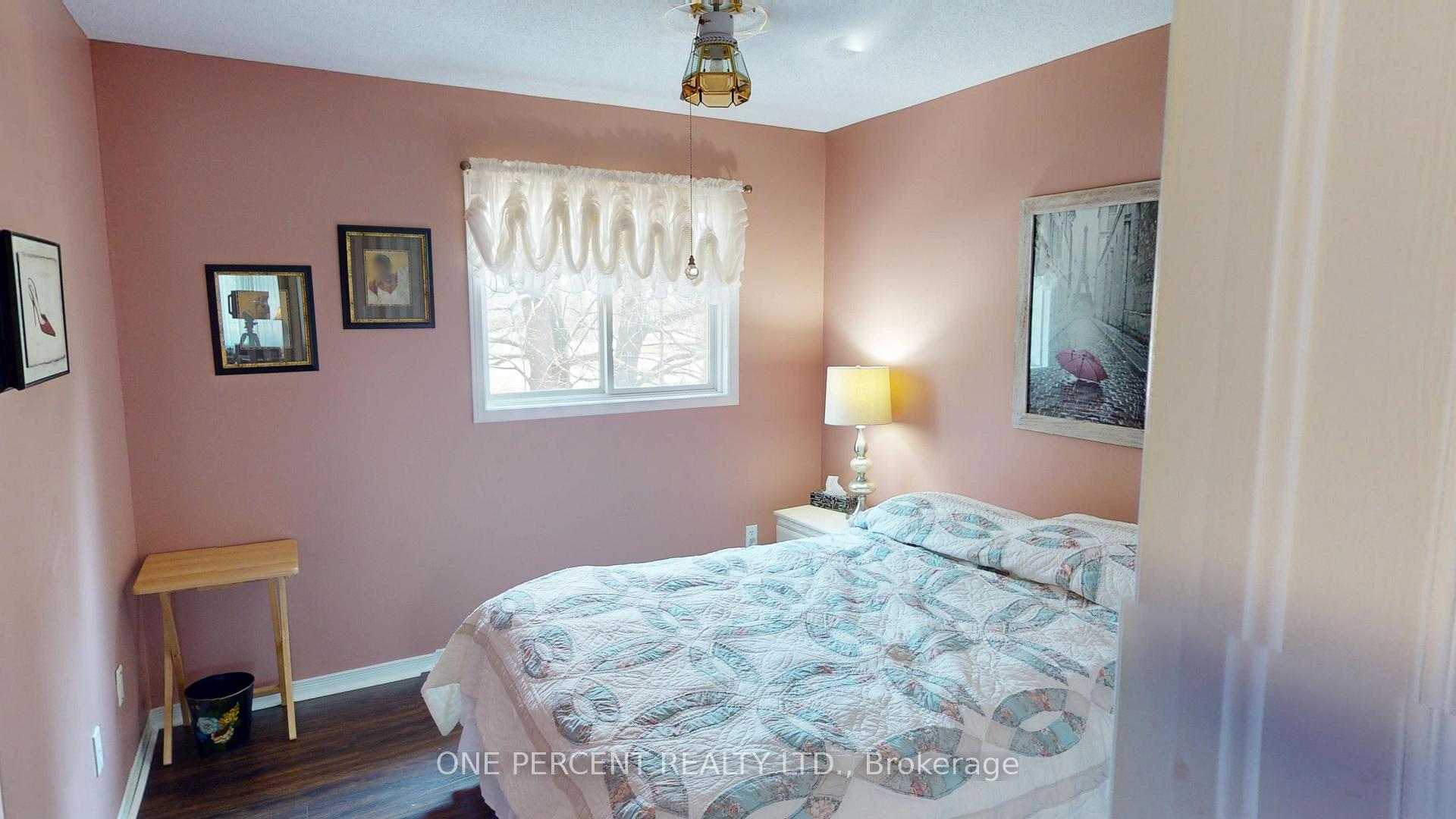 Photo 17 of 9 Hunters Court, Pelham, Fonthill — HOMEH