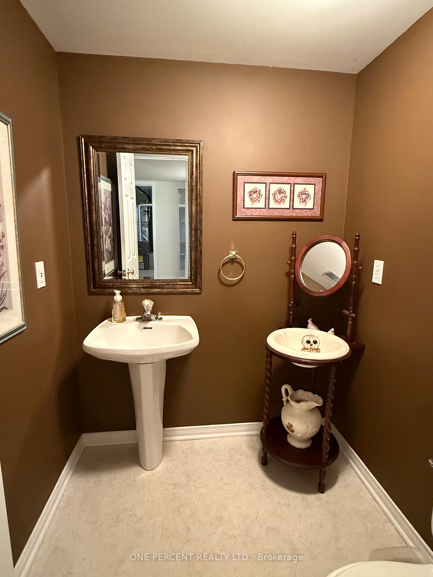 Photo 32 of 9 Hunters Court, Pelham, Fonthill — HOMEH