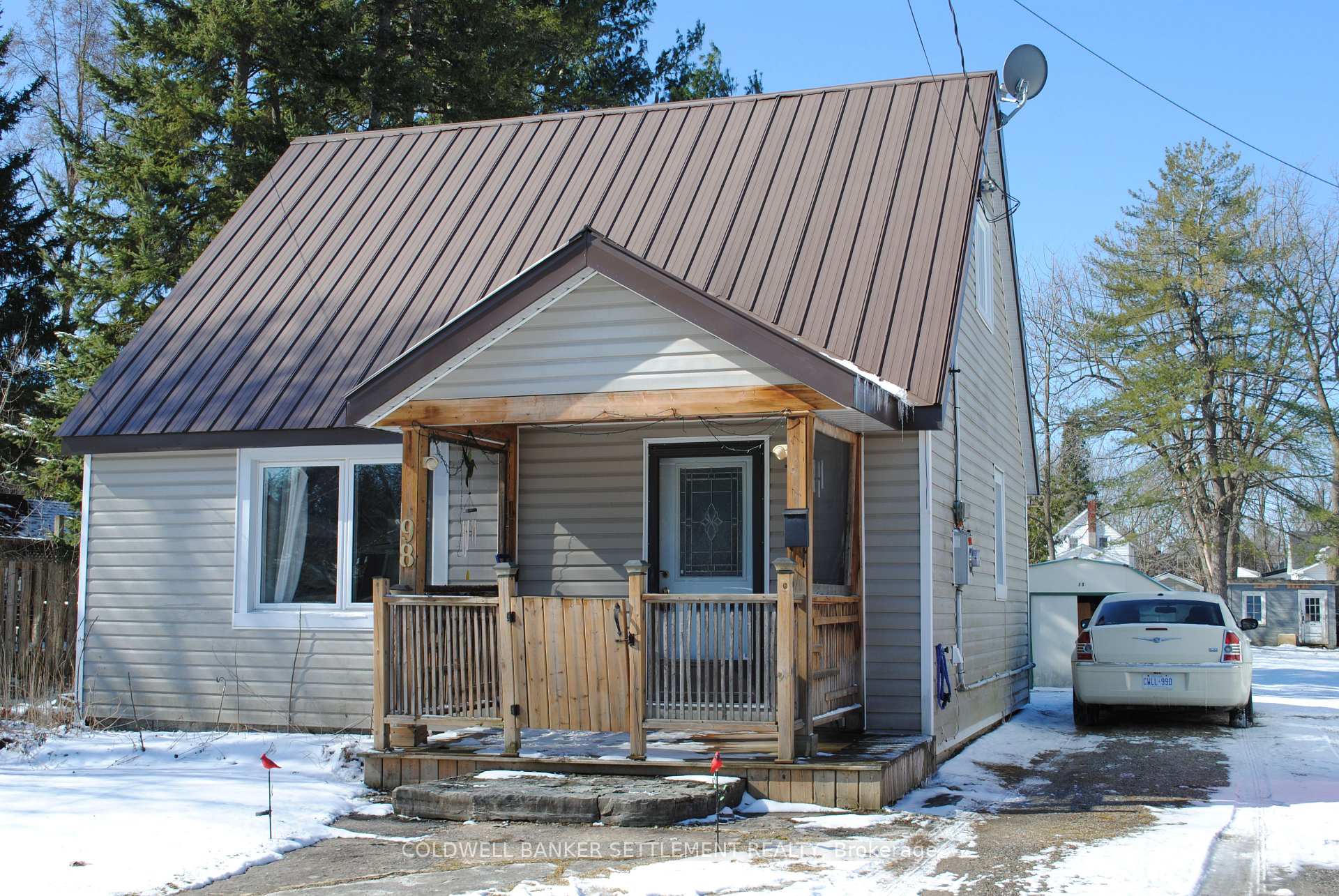 Photo 1 of 98 Sherbrooke Street E, Perth — HOMEH
