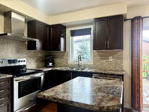 Photo 8 of 7650 Butternut Boulevard, Niagara Falls, Brown — HOMEH