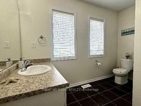 Photo 15 of 7650 Butternut Boulevard, Niagara Falls, Brown — HOMEH