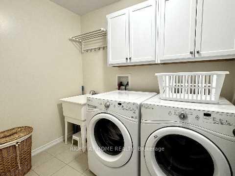 Photo 24 of 7650 Butternut Boulevard, Niagara Falls, Brown — HOMEH