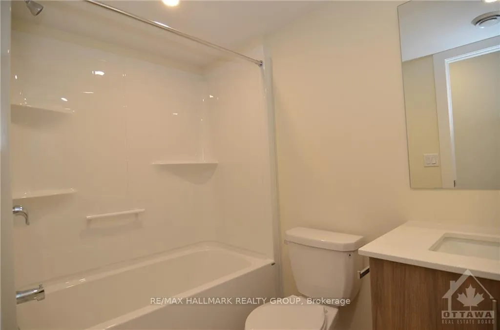 Photo 5 of 183 Columbus Avenue, Ottawa, Overbrook/Castle Heights — HOMEH
