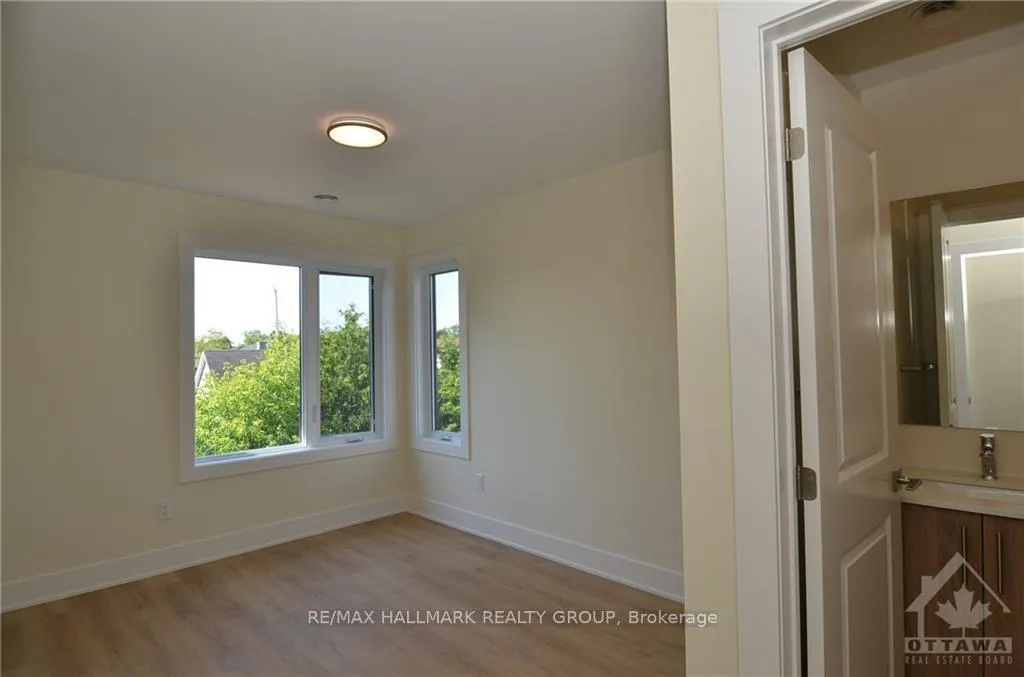 Photo 8 of 183 Columbus Avenue, Ottawa, Overbrook/Castle Heights — HOMEH