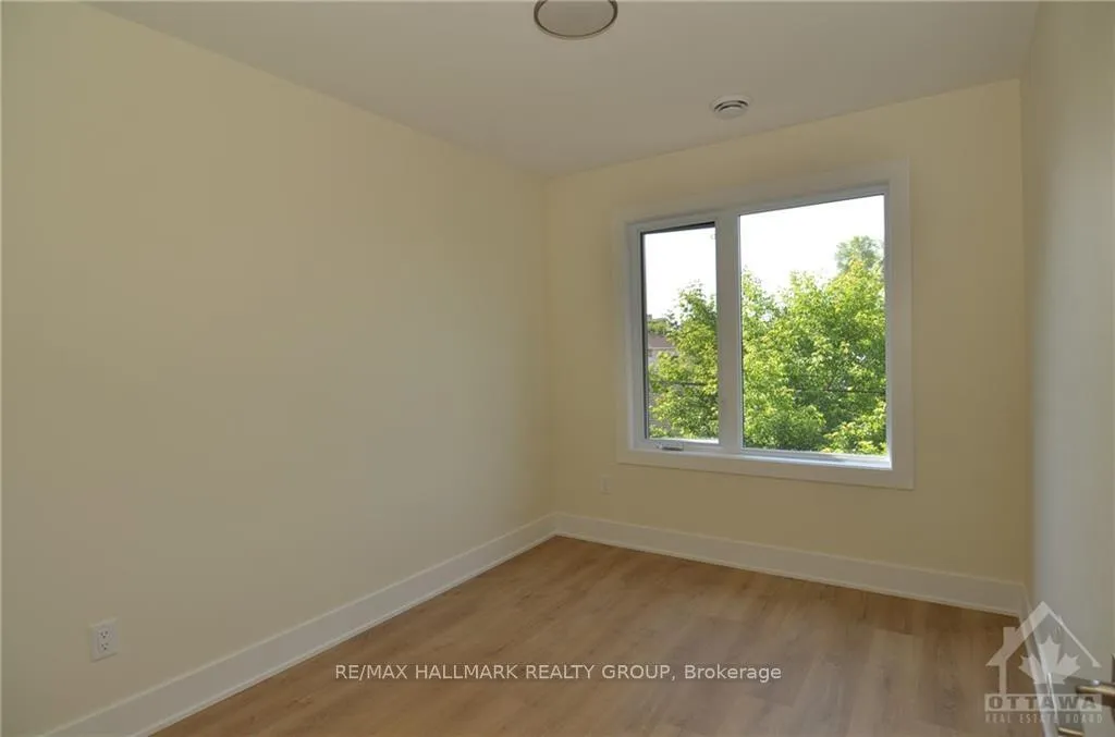 Photo 9 of 183 Columbus Avenue, Ottawa, Overbrook/Castle Heights — HOMEH